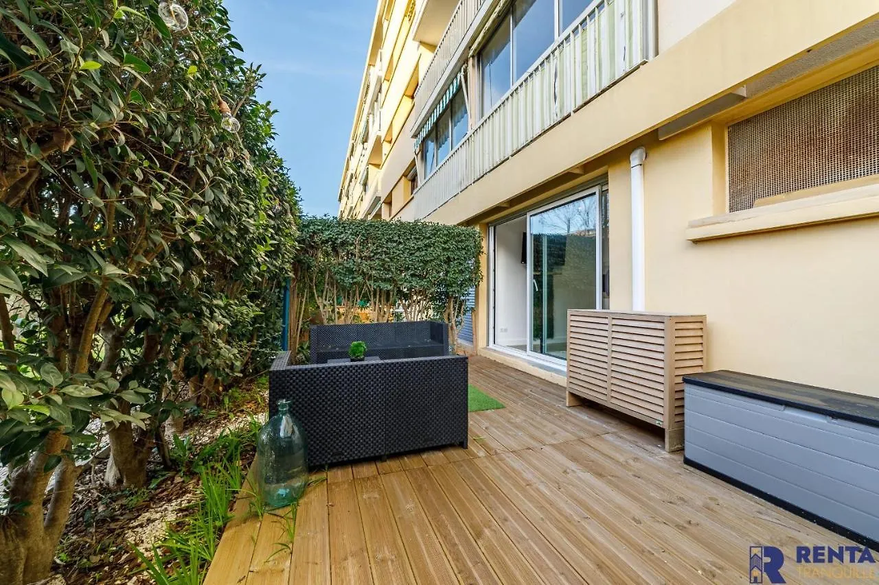 شقة Le Provencal - Wi-Fi - Parking Fréjus فرنسا